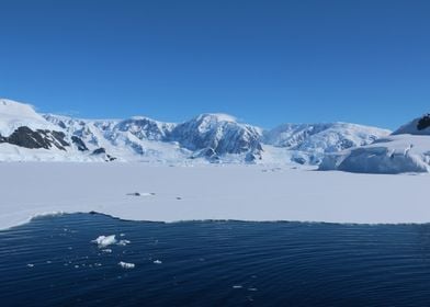 Discovering Antarctica