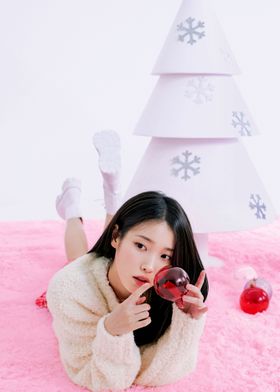 iu in cuteness