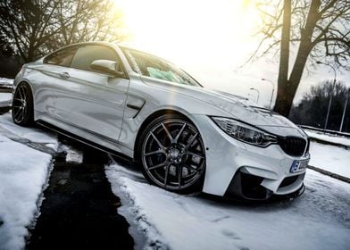 BMW M4