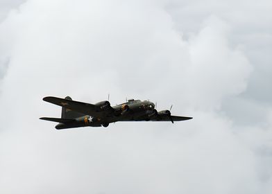 B17