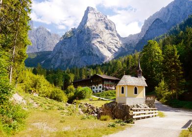 HOUSE NEAR MOUNTAIN