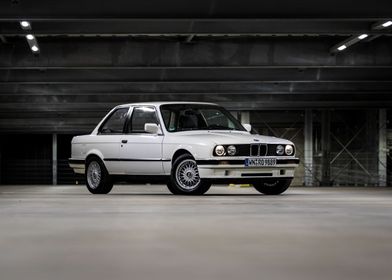 BMW M3 E30