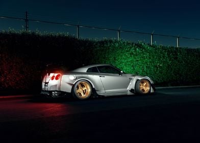 Nissan GTR