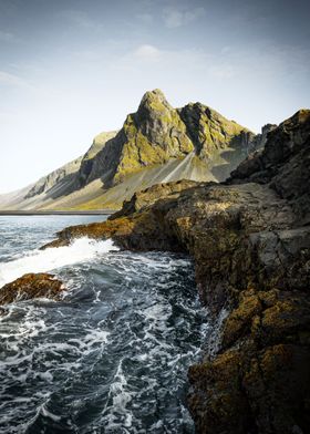 MOUNTAIN AND SEA