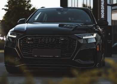 Audi RSQ8 V7