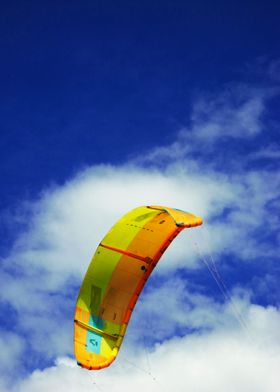 Kite Surf Yellow 02