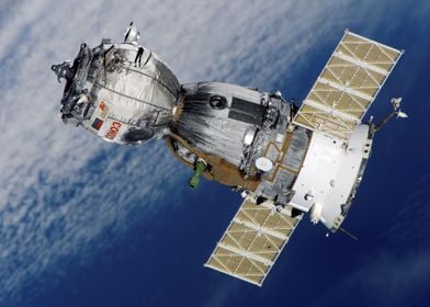 Soyuz TMA7 spacecraft