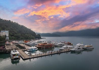 Oil Painting Sun Moon Lake