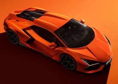 New Lamborghini Revuelto