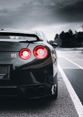 Nissan R35