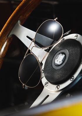 Sunglasses in an Oldtimer