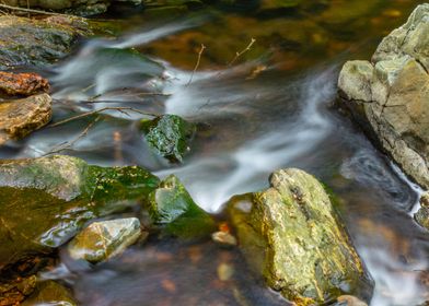 Water thread and rocks