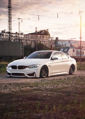 BMW M4 on AIR