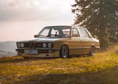 BMW E12 Sunset 