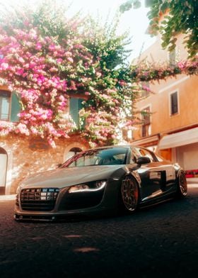 Audi R8