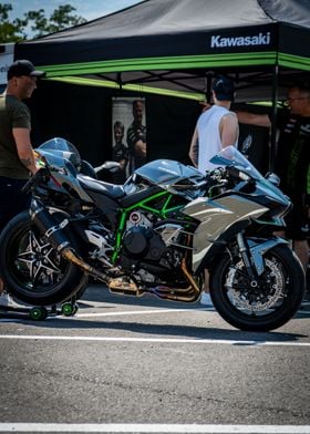 Kawasaki Ninja H2