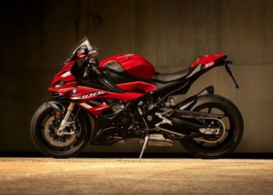 RED 2022 BMW S1000RR