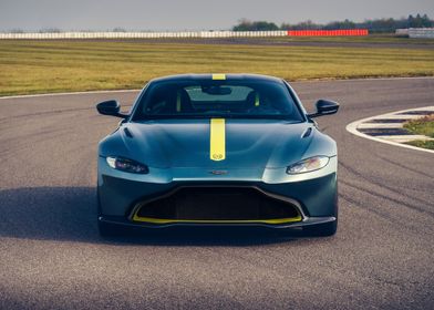 Aston Martin Vantage Amr