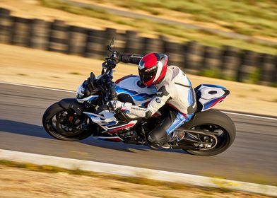 2023 BMW M 1000 RR TRACK