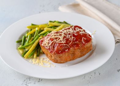 Meatloaf with green beans