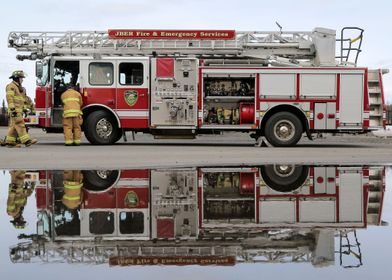 Firemen Fire Engine 