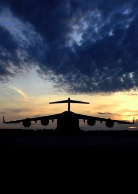 Silhouetted C17