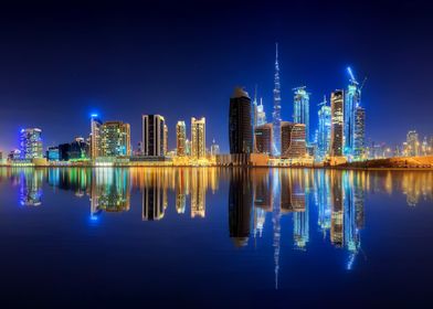 DUBAI Tower NIGHT CITY