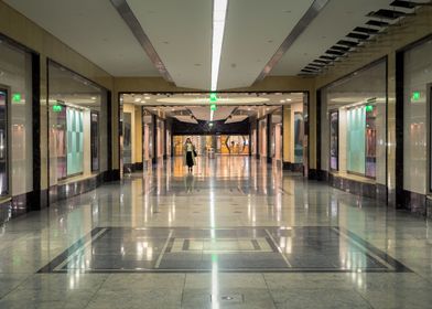 Shopping Center Tunnel