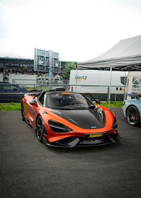 McLaren 765LT