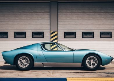 Lamborghini Miura