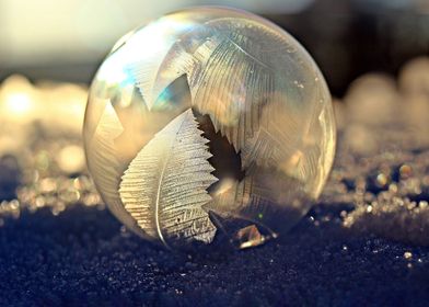 Frost soap bubble