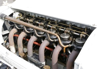Mercedes 120 Engine