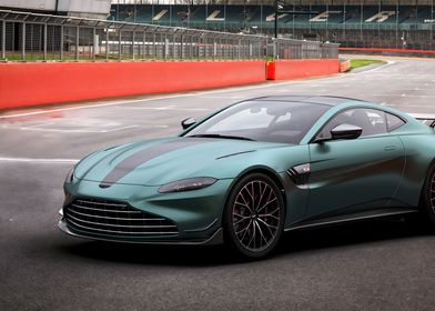 Aston Martin Vantage 