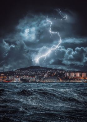 Dundee Storm on the Tay