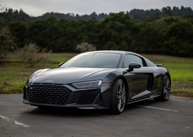 AUDI R8 BLACK CAR