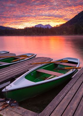 Sunrise at Lake Hintersee