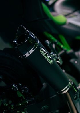 Kawasaki Z125 Exhaust