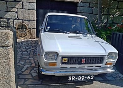 Classic Fiat 127