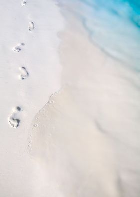 footprints on the beach 