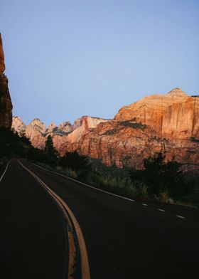 Sunrise Road to Peaks