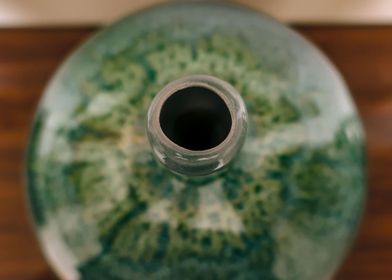 green vase circle abstract