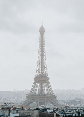 Paris Foggy Ambiance