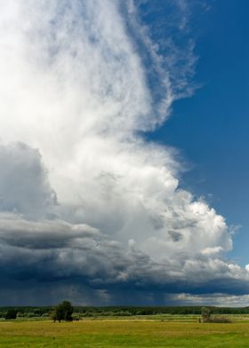 Large thundercloud