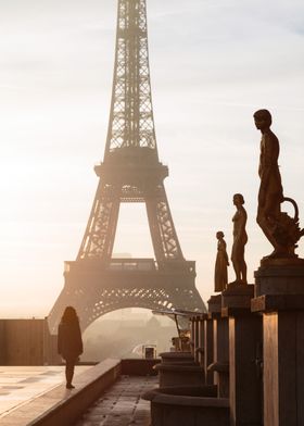 Sunrise at Eiffel tower