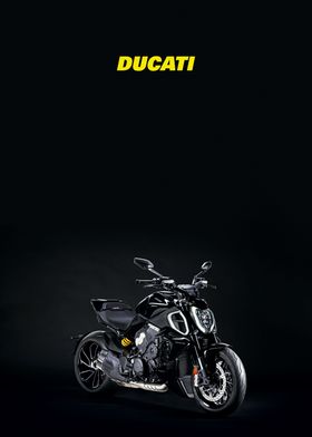 Ducati Diavel V4