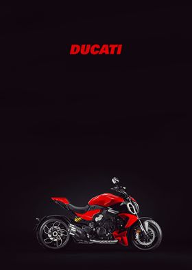 Ducati Diavel V4