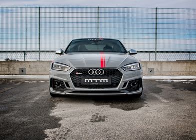 Audi RS5