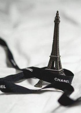 Chanel Eiffel Glamour