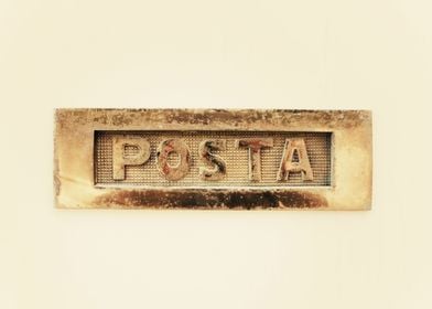 Posta mailbox slot Italy