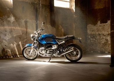 BMW R NineT